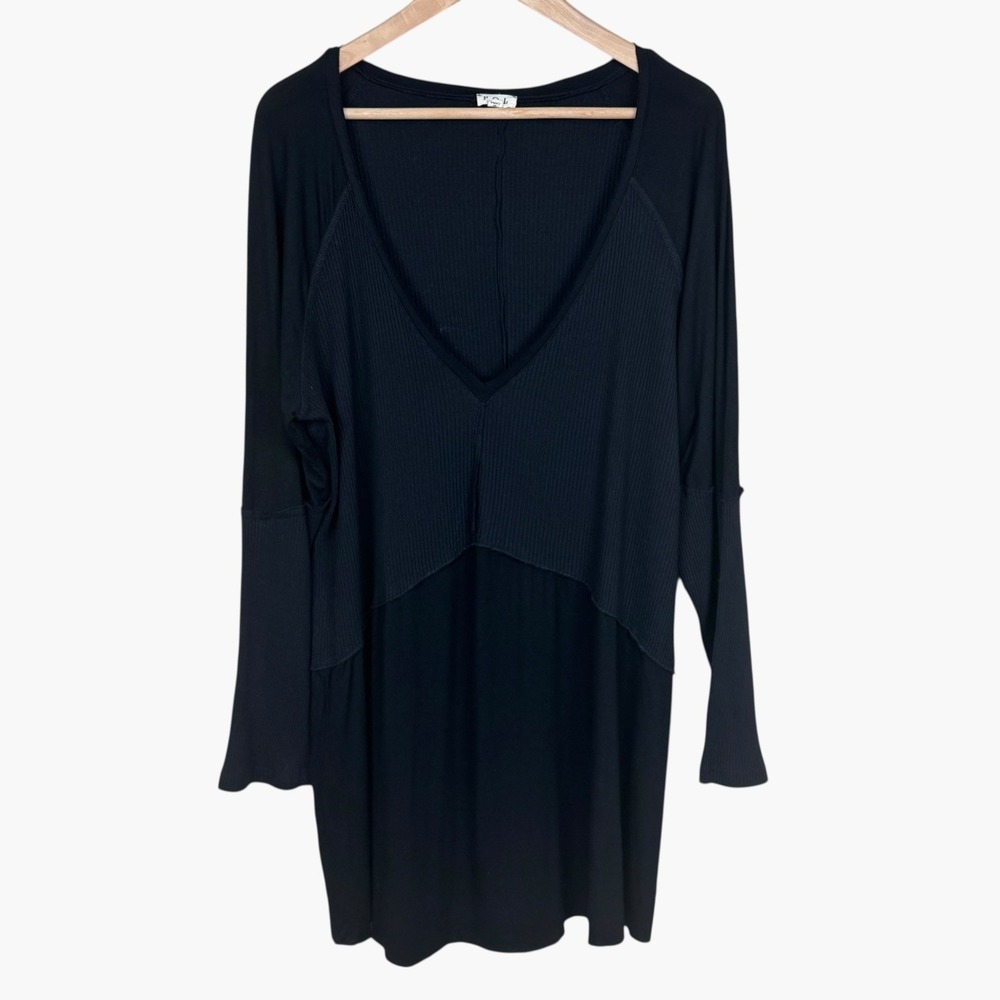 POL Black‎ Ribbed V-Neck Asymmetrical Tunic Top Plus Size 2XL Soft Flowy